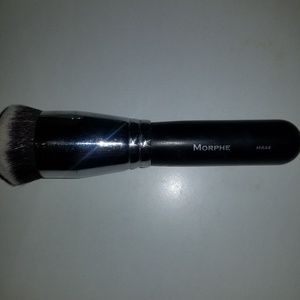 Morphe M444 brush